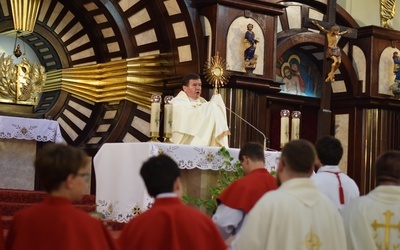 Międzyparafialna procesja Bożego Ciała z wrocławskiego Kozanowa na Pilczyce