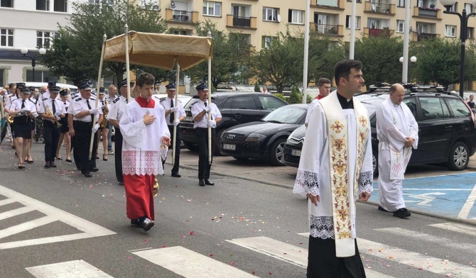 Z Lesiska wyruszyli za Chrystusem ulicami miasta