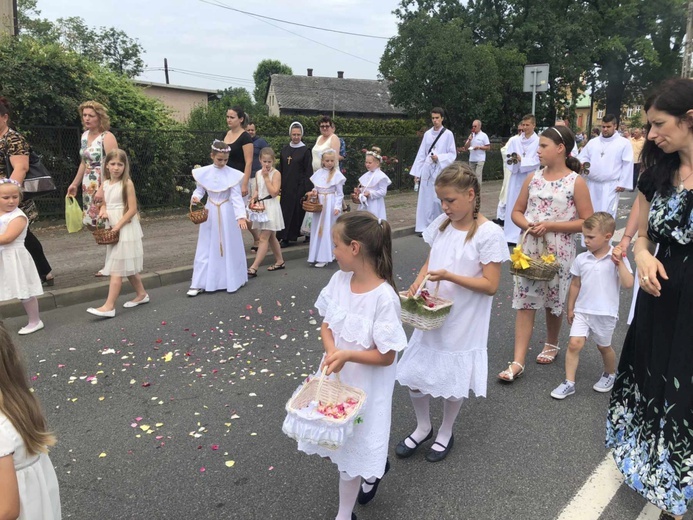 Boże Ciało w parafii NMP Wspomożenia Wiernych w Czechowicach-Dziedzicach - 2019