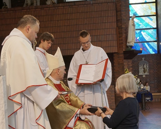 Konsekracja wdowy w kościele franciszkanów