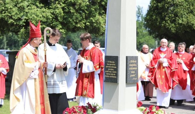 Matka Boża z Jasnej Góry zaprasza do kościoła w Drogomyślu