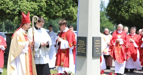 Matka Boża z Jasnej Góry zaprasza do kościoła w Drogomyślu