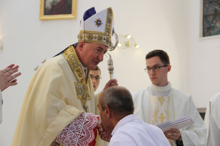 Tarnów. Nadzwyczajni szafarze Komunii św. w kościele bł. Karoliny