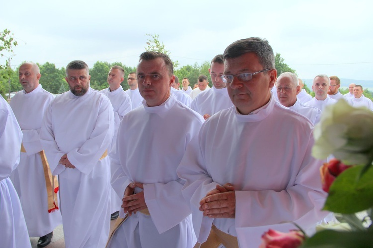 Tarnów. Nadzwyczajni szafarze Komunii św. w kościele bł. Karoliny