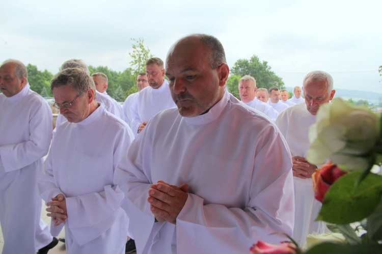 Tarnów. Nadzwyczajni szafarze Komunii św. w kościele bł. Karoliny