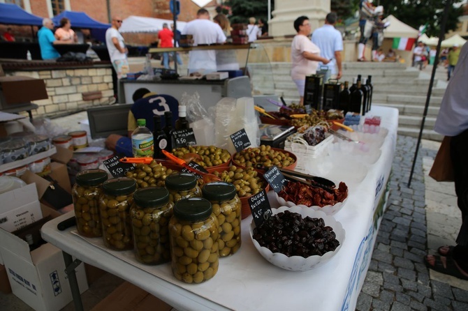 Sandomierski festiwal "Chleb Wino Ser". 