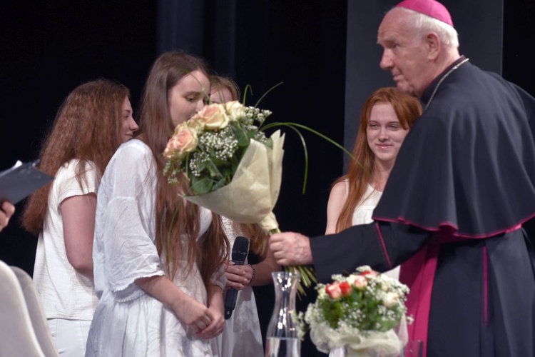 Msza św. i benefis z okazji 50-lecia kapłaństwa bp. Ignacego Deca