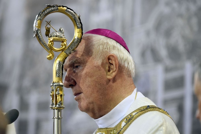 Msza św. i benefis z okazji 50-lecia kapłaństwa bp. Ignacego Deca