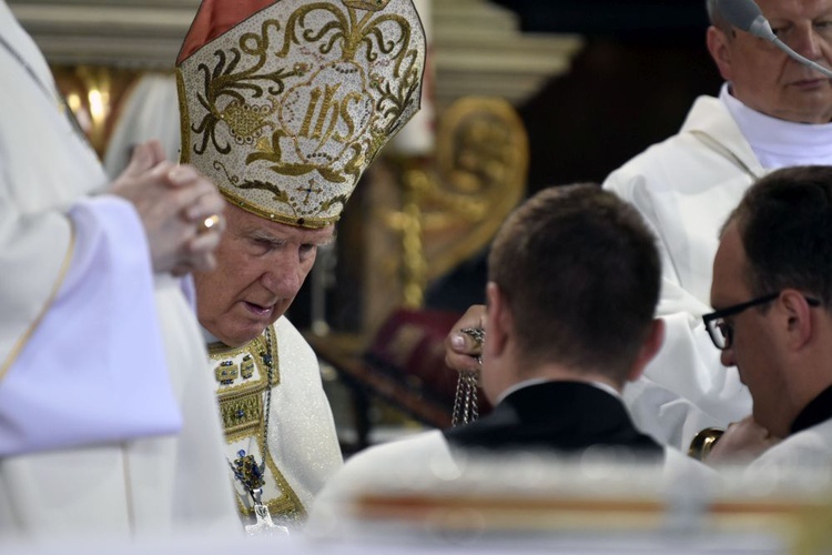 Msza św. i benefis z okazji 50-lecia kapłaństwa bp. Ignacego Deca