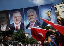 W Stambule rozpoczęły się w niedzielę rano ponowne wybory burmistrza