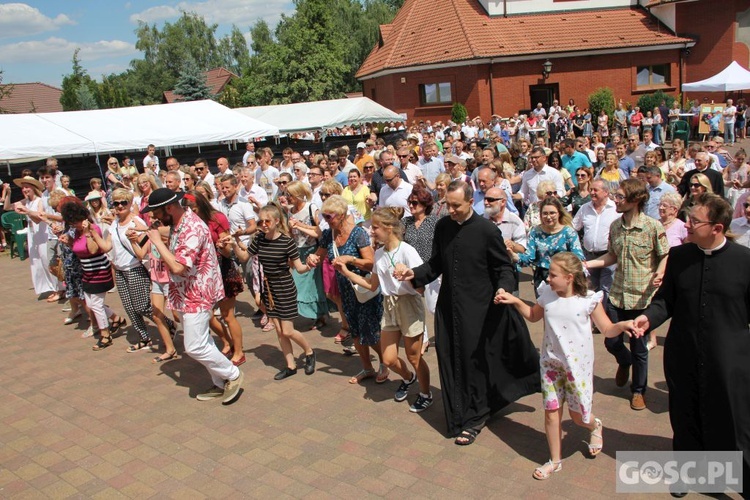 Festyn na Szmaragdowym Wzgórzu