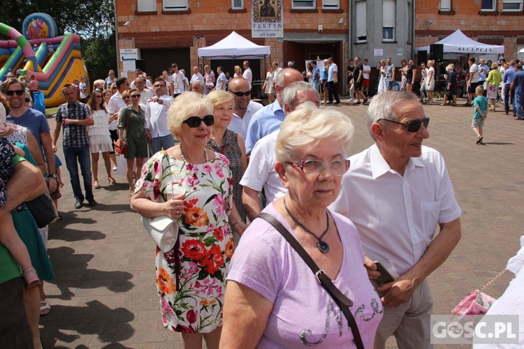 Festyn na Szmaragdowym Wzgórzu