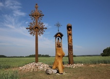 Przydrożne krzyże i kapliczki na Litwie