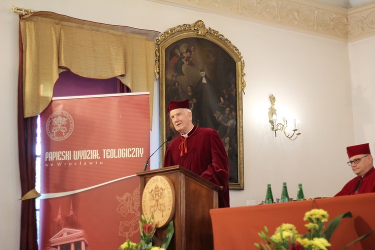 Doktorat honoris causa PWT dla bp. Ignacego Deca