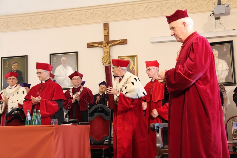 Doktorat honoris causa PWT dla bp. Ignacego Deca