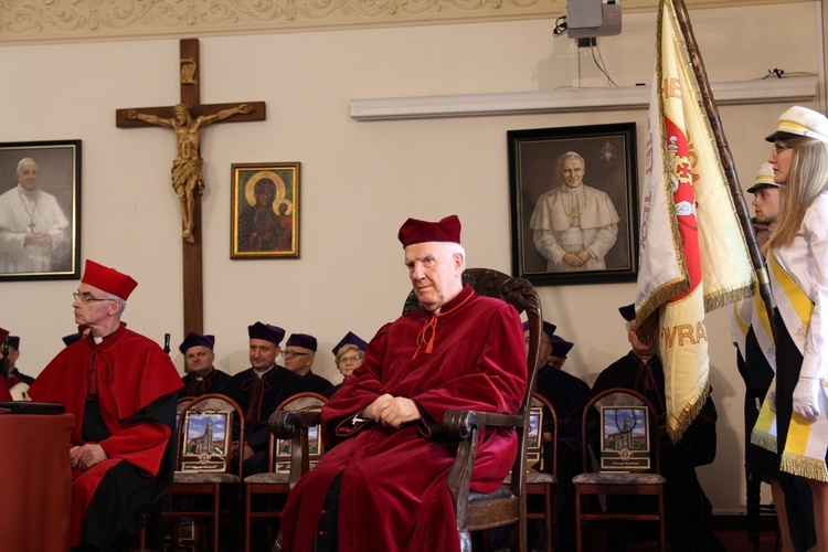 Doktorat honoris causa PWT dla bp. Ignacego Deca