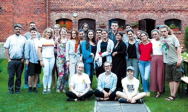 Młodzi z Helsingborga i Świerklańca.