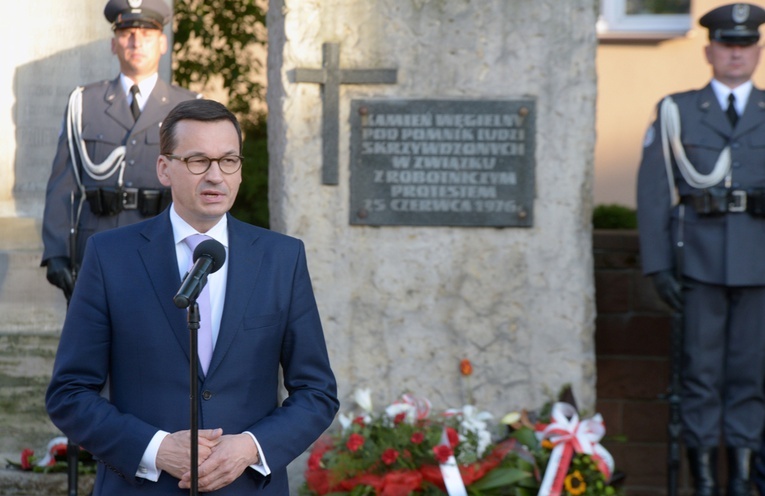 - Chylę czoło przed bohaterstwem wspaniałych Polaków tamtych lat - mówił premier RP.