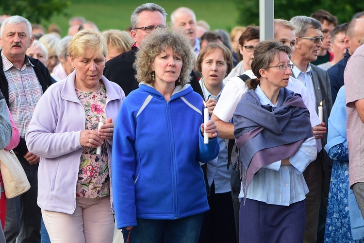 Gietrzwałd. Uroczystości 142. rocznicy rozpoczęcia objawień maryjnych