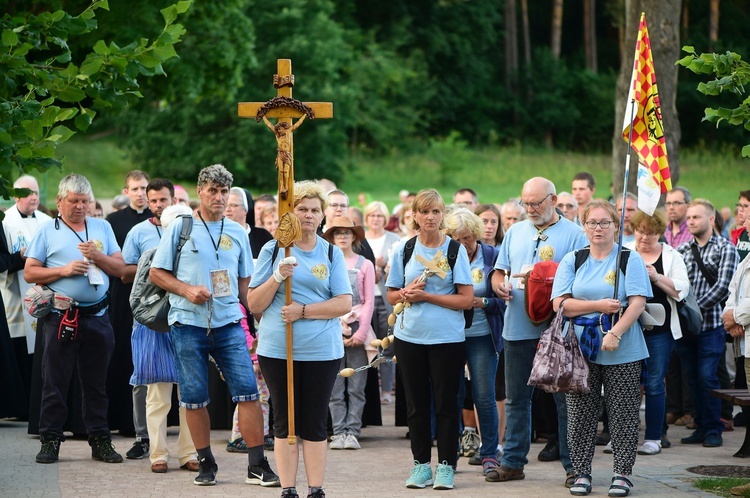 Gietrzwałd. Uroczystości 142. rocznicy rozpoczęcia objawień maryjnych