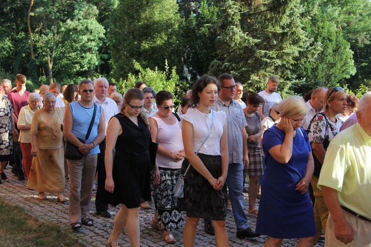 Błogosławieństwo odnowionych organów w Mielcu