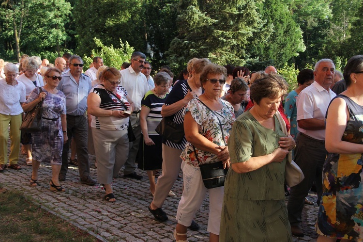 Błogosławieństwo odnowionych organów w Mielcu