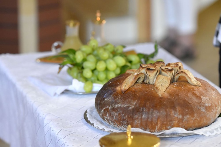 30-lecie parafii pw. Matki Bożej Nieustającej Pomocy w Wałbrzychu