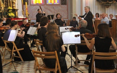 Tarnobrzeg. Gorąca inauguracja letnich koncertów