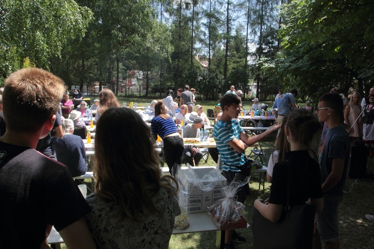 Piknik w jeleniogórskim ZOL