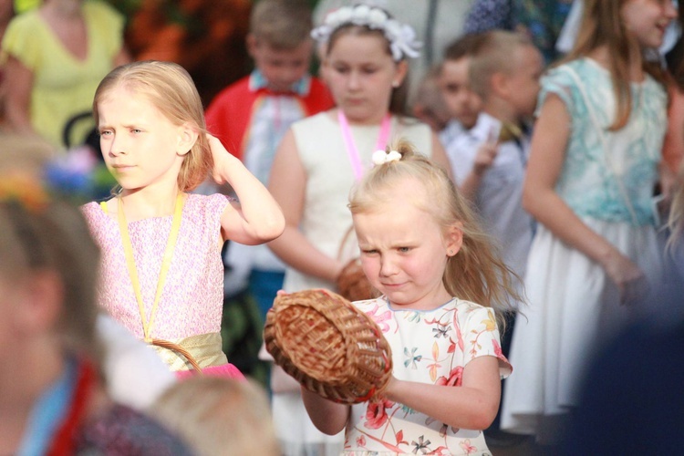 Figura Serca Jezusa w Oleśnie