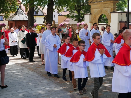 Instalacja relikwii św. Jana Pawła II w Sanktuarium Matki Bożej Myślenickiej