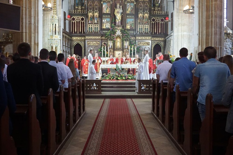 Trzy uroczystości w bazylice w Strzegomiu