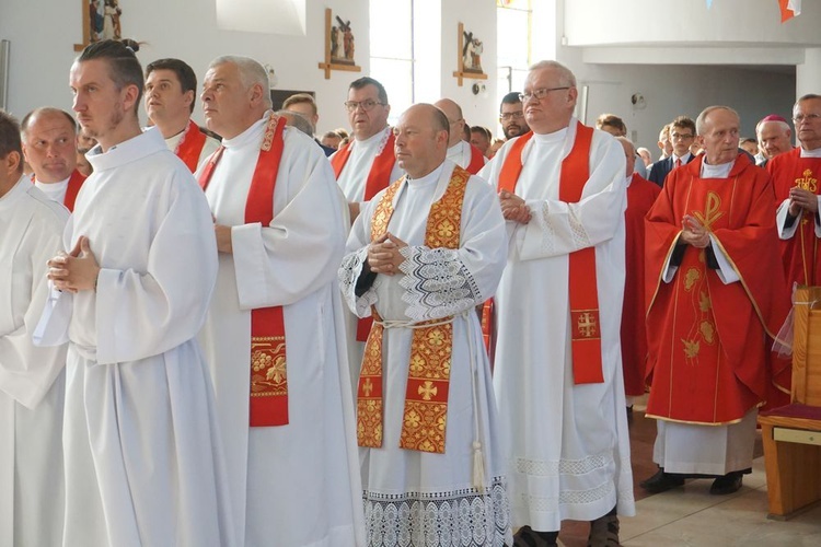 Ćwierć wieku istnienia parafii na wałbrzyskim Podzamczu