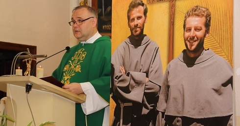 Będą chronić przed terroryzmem. Relikwie polskich męczenników z Pariacoto w Słupsku