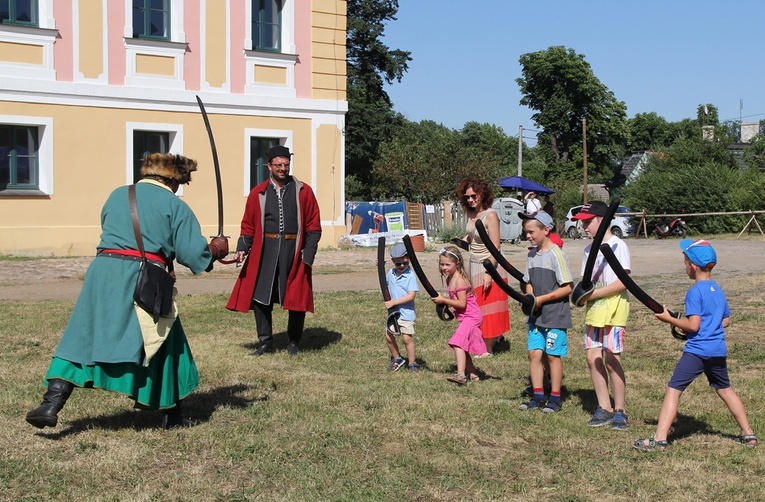 VIII Historyczny Jarmark Parafialny w Głębowicach