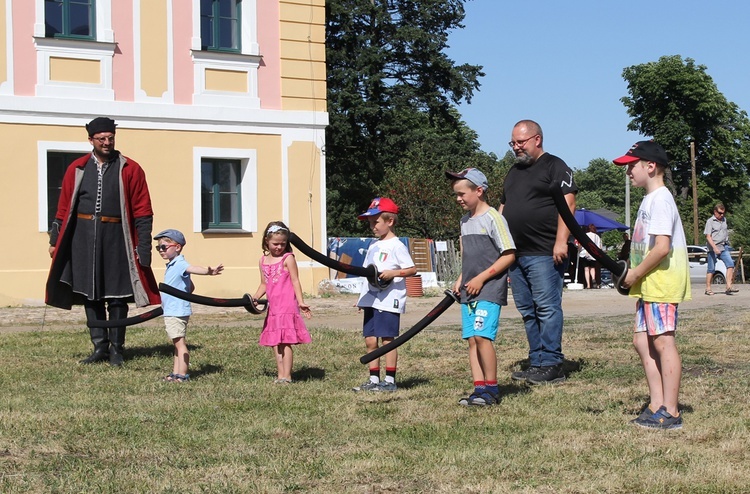 VIII Historyczny Jarmark Parafialny w Głębowicach