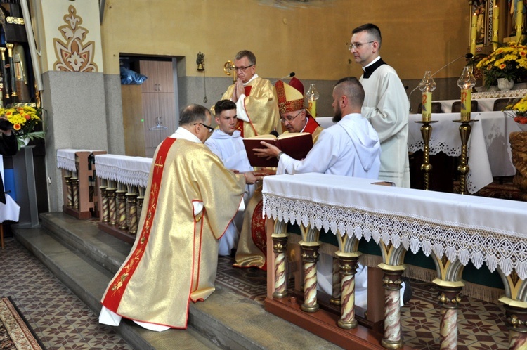 Święcenia diakona stałego w Roszowickim Lesie