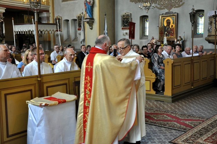 Święcenia diakona stałego w Roszowickim Lesie