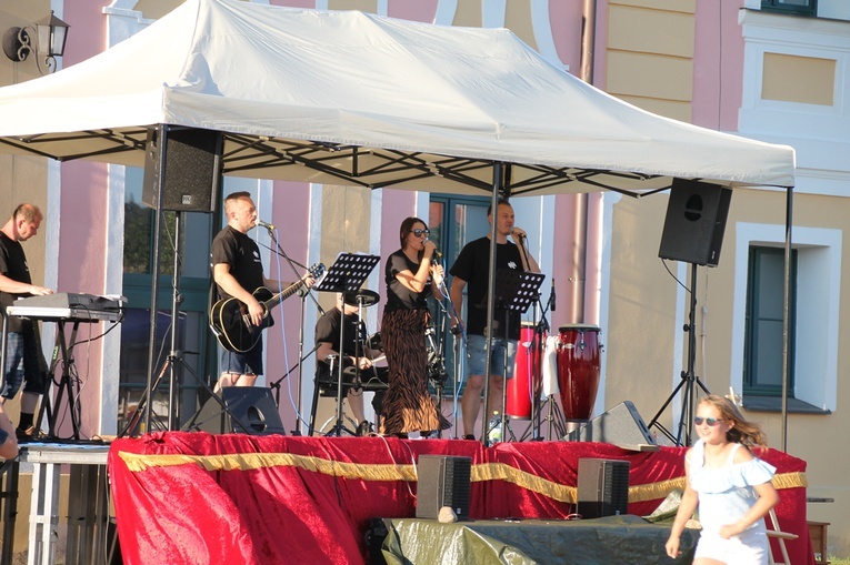 Koncert zespołu Bóg bez Brody w Głębowicach