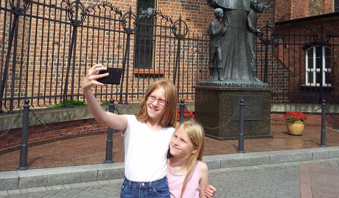Boskie selfie w Oświęcimiu