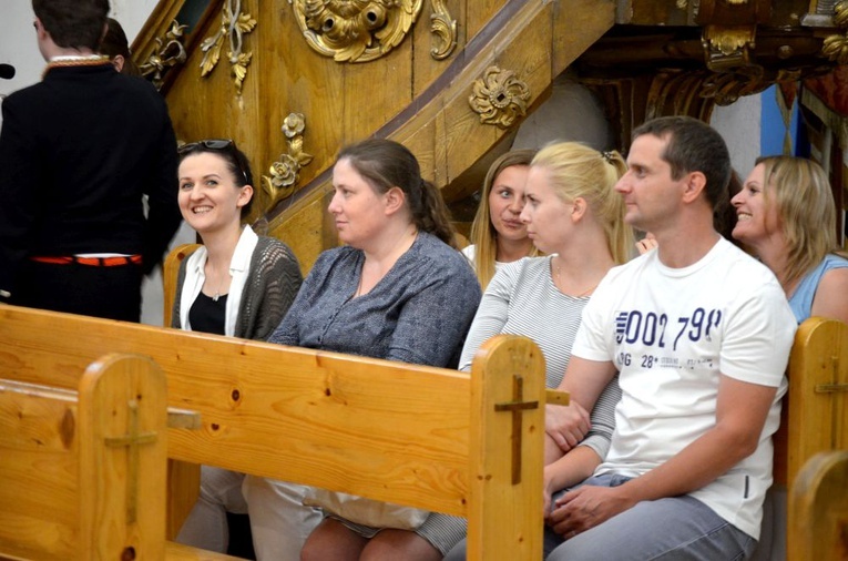 Czuwanie modlitewne i festyn parafialny w Doboszowicach