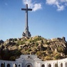 Hiszpania: zagrożeni benedyktyni i krzyż w Dolinie Poległych 