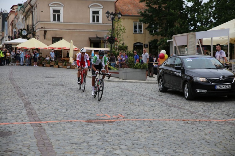 Wyścig "Solidarności i Olimpijczyków" w Sandomierzu 