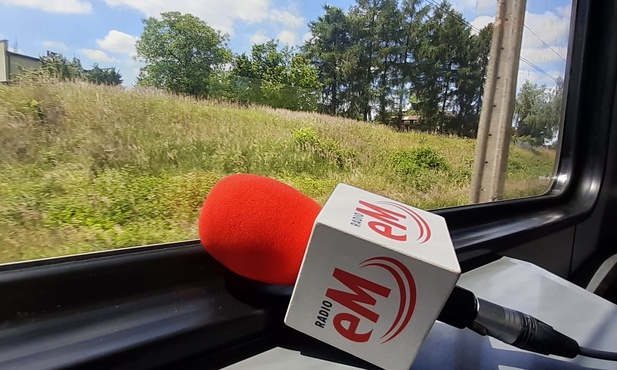 Walka o miejsce w pociągu, czyli jazda koleją kiedyś, a dziś