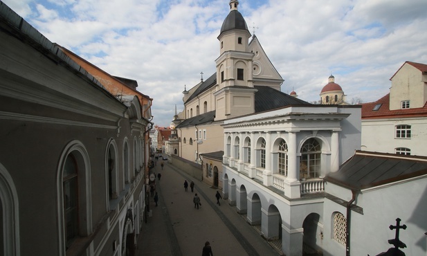 Litwa: Polska młodzież rozpoczęła obchody 75. rocznicy operacji „Ostra Brama” 