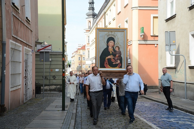 Męski Różaniec w Opolu