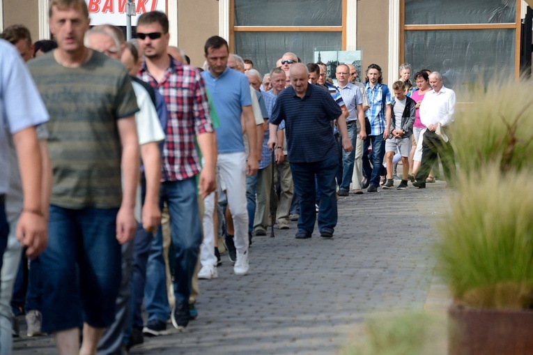 Męski Różaniec w Opolu