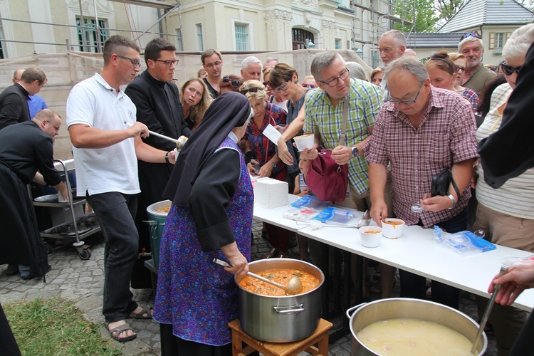 Plener malarski "Oborniki Śląskie 2019". Wernisaż w Bagnie