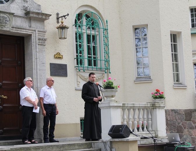 Plener malarski "Oborniki Śląskie 2019". Wernisaż w Bagnie