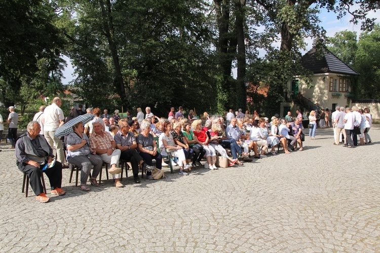 Plener malarski "Oborniki Śląskie 2019". Wernisaż w Bagnie